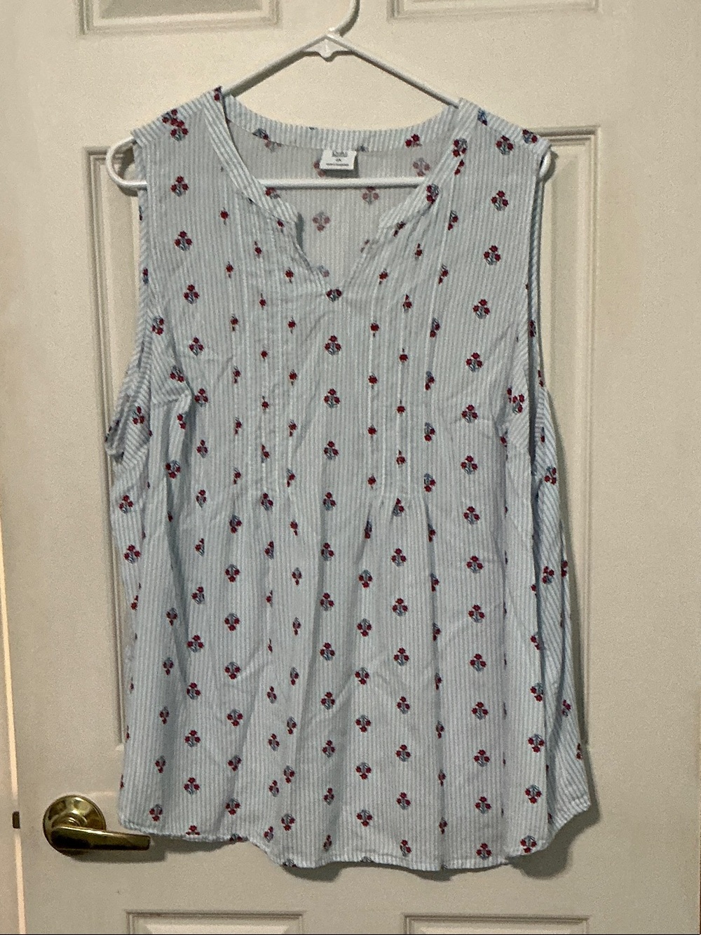 croft & barrow Light Blue & White Striped Sleeveless Top with Red Floral Motif